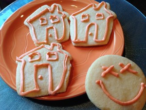 House and Smiley Face Sugar Cookies, Wise man built his house upon a rock, orange frosting recipe, gospelgrabbag.com